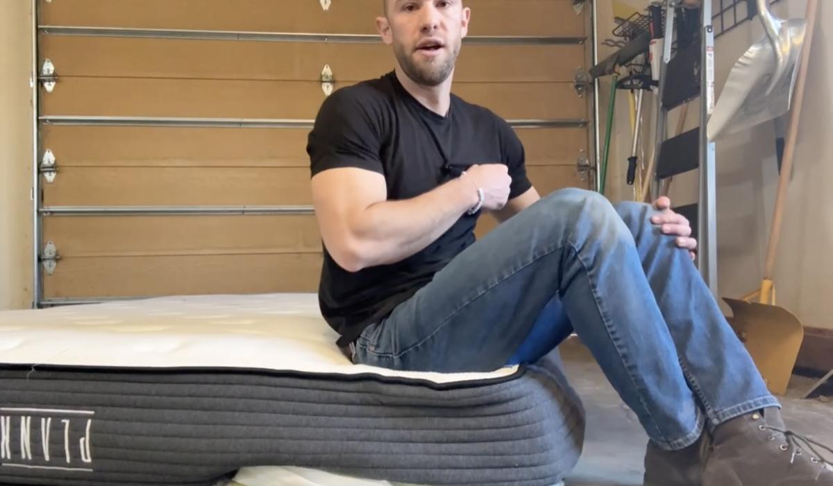 Testing edge support on Plank mattress